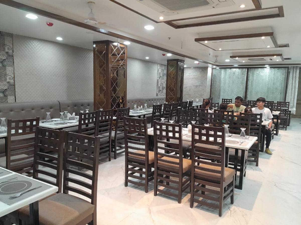 Rich Grand Hotel Agra  Kültér fotó