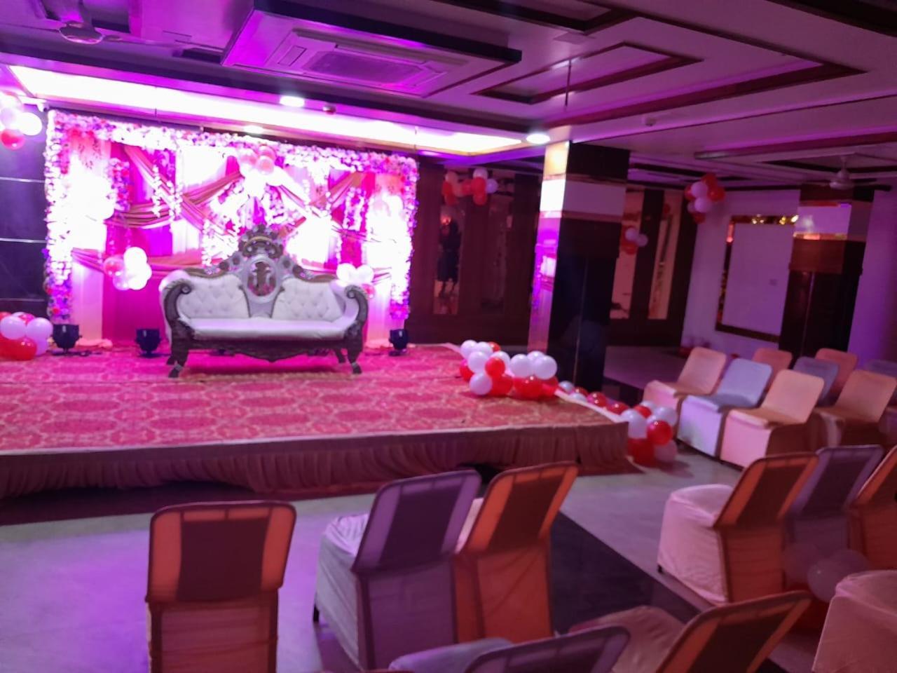 Rich Grand Hotel Agra  Kültér fotó