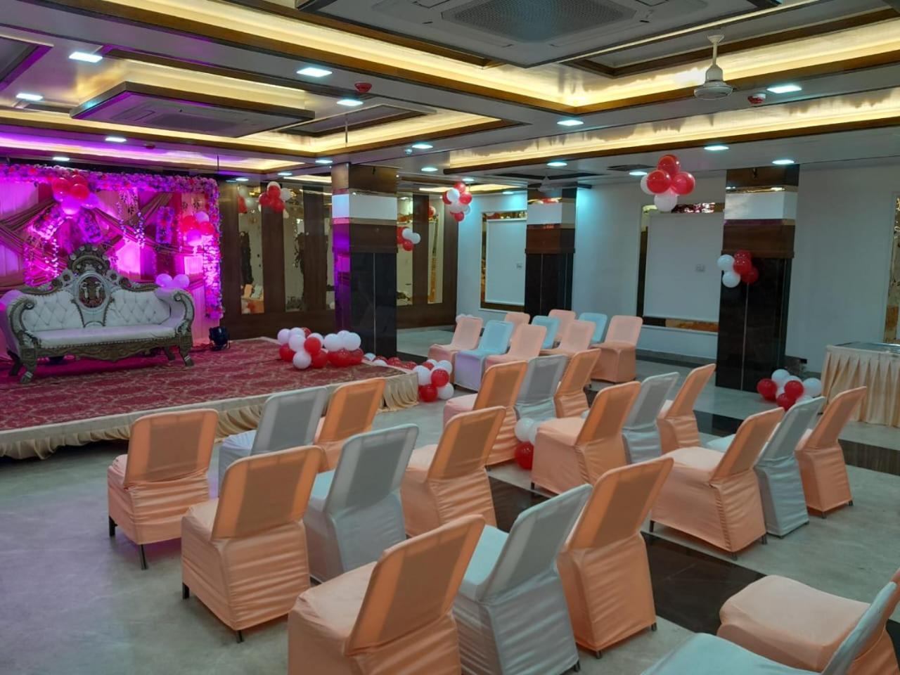 Rich Grand Hotel Agra  Kültér fotó