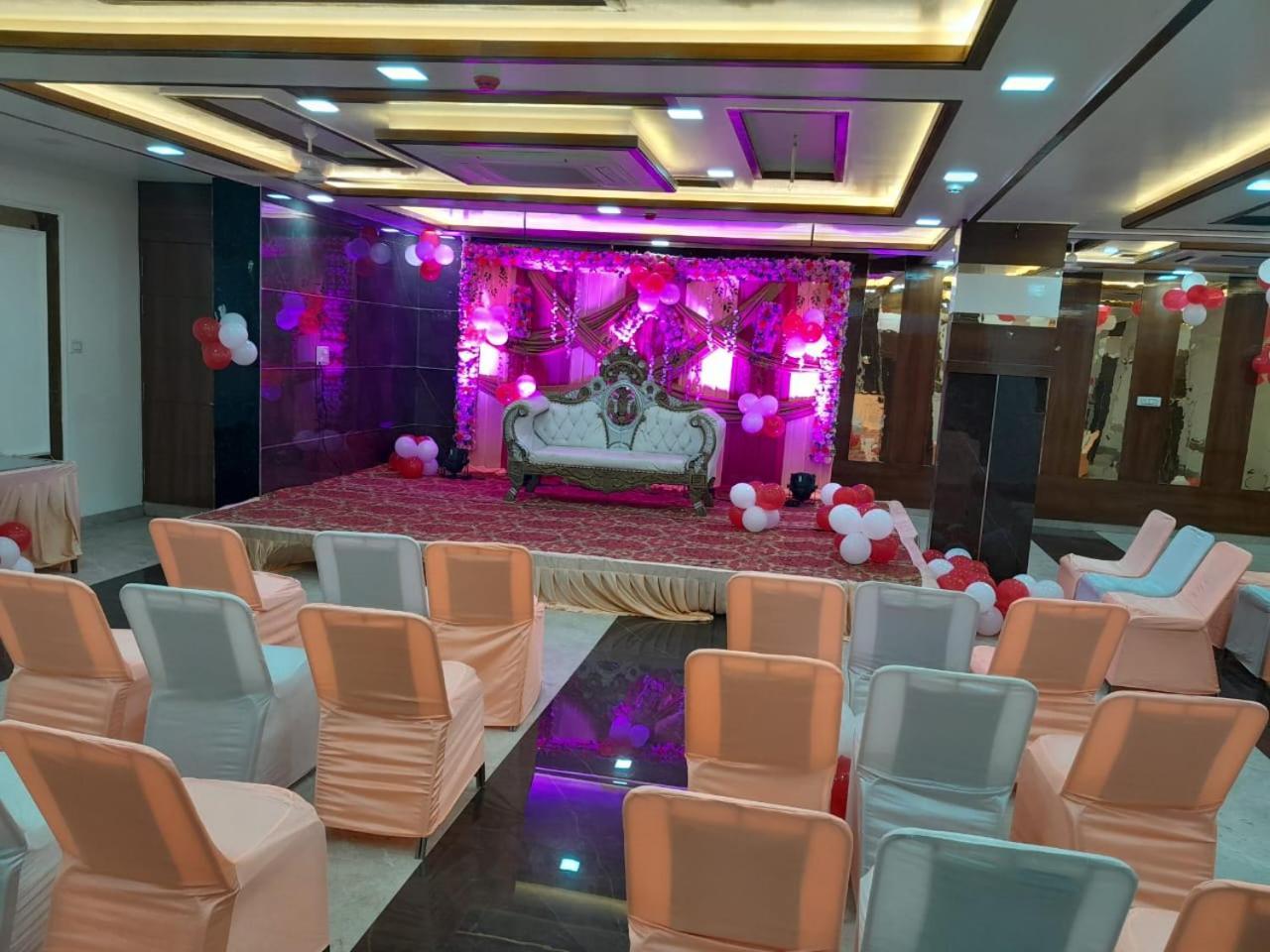 Rich Grand Hotel Agra  Kültér fotó