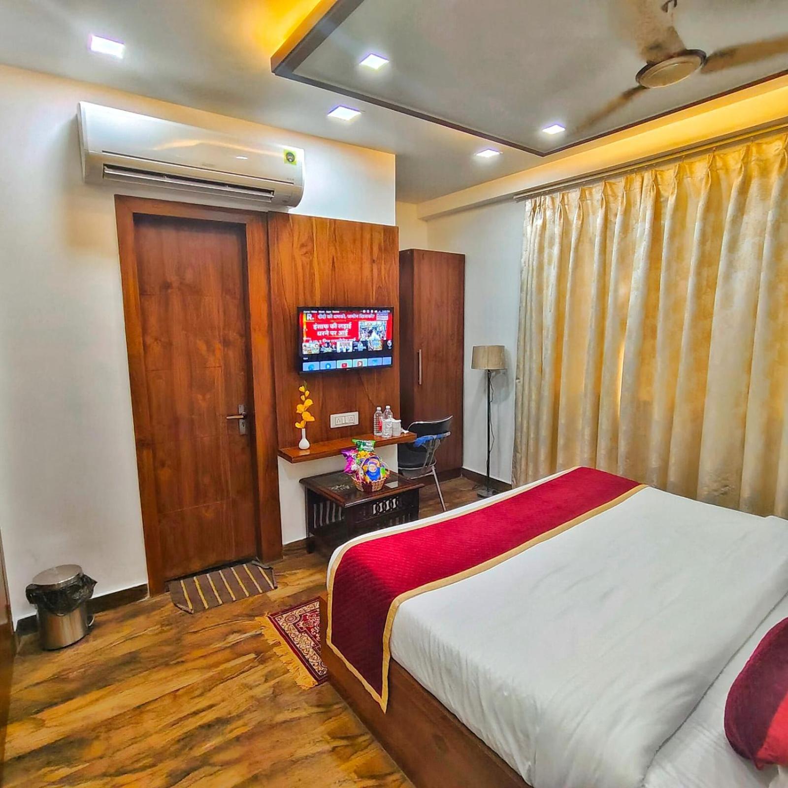 Rich Grand Hotel Agra  Kültér fotó