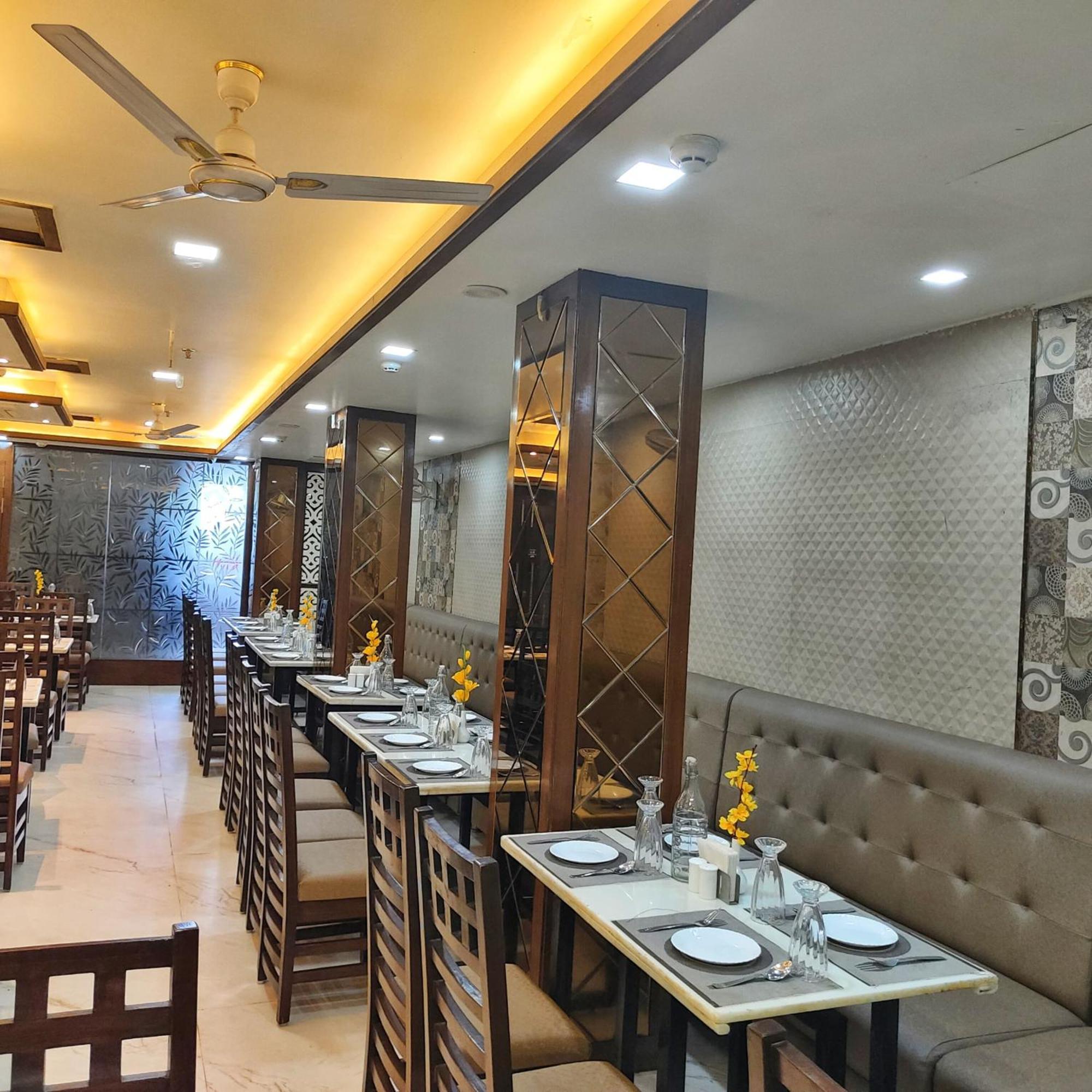 Rich Grand Hotel Agra  Kültér fotó