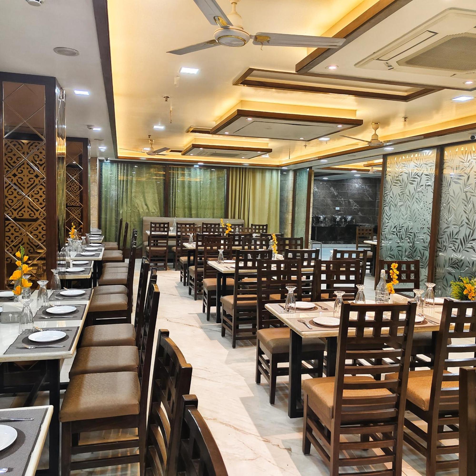 Rich Grand Hotel Agra  Kültér fotó