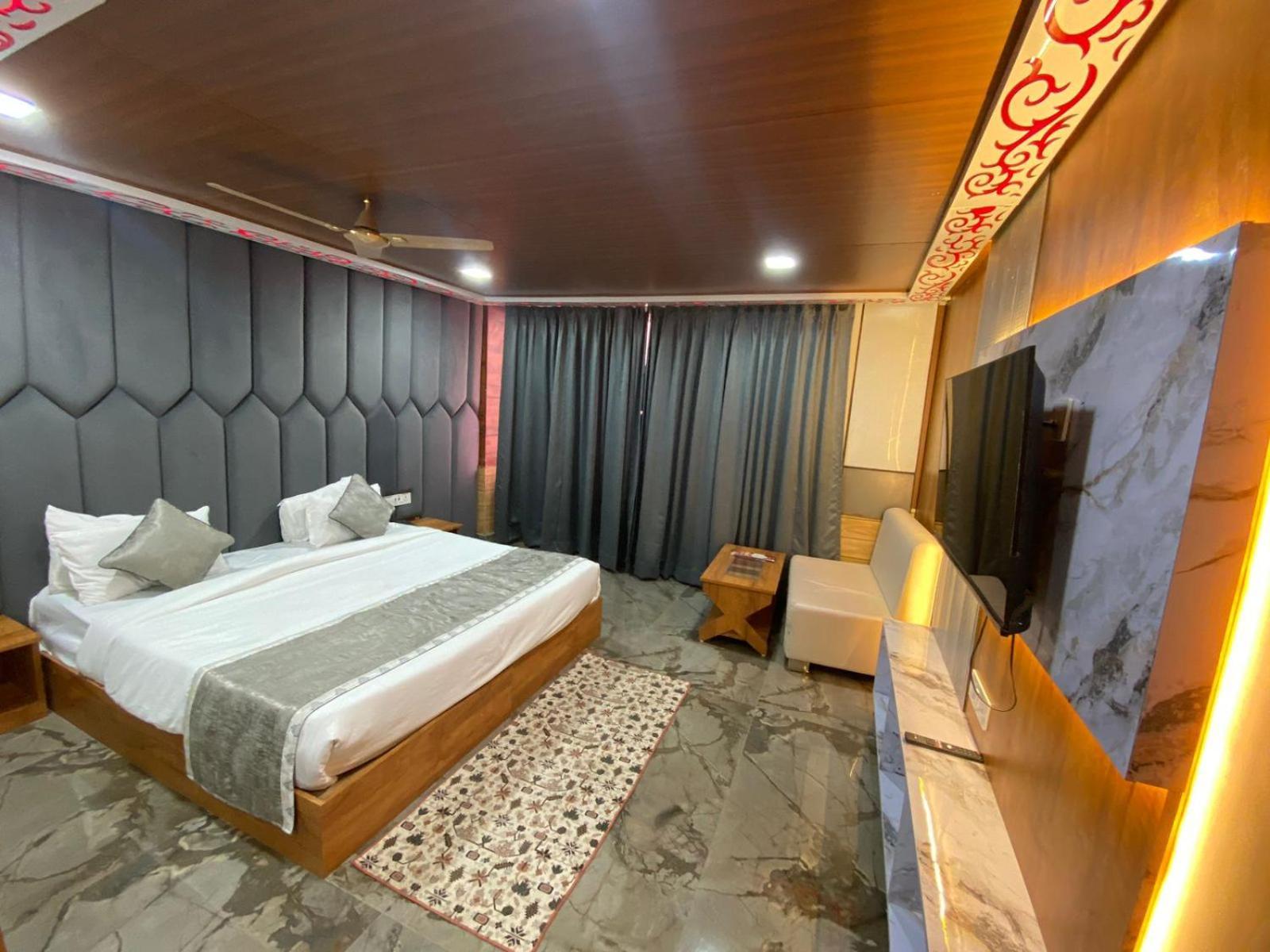 Rich Grand Hotel Agra  Kültér fotó